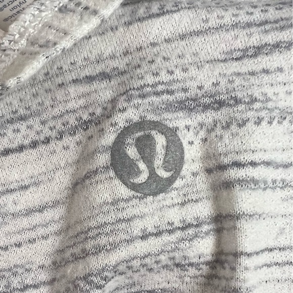 Lululemon white gray tanktop - Picture 6 of 10
